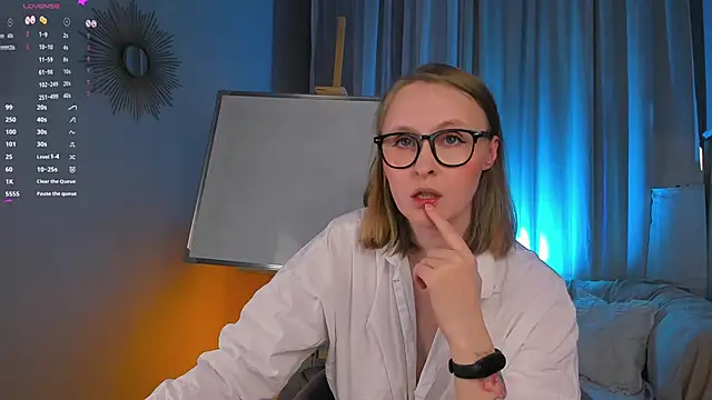 Agatha Mott online show from 21, 3, 2025