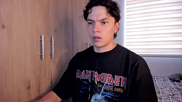 Mastrangelo xxx online show from 18, 11, 2025