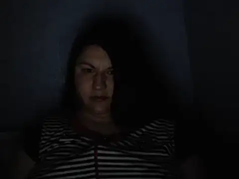 KiraSwee online show from 28, 1, 2025