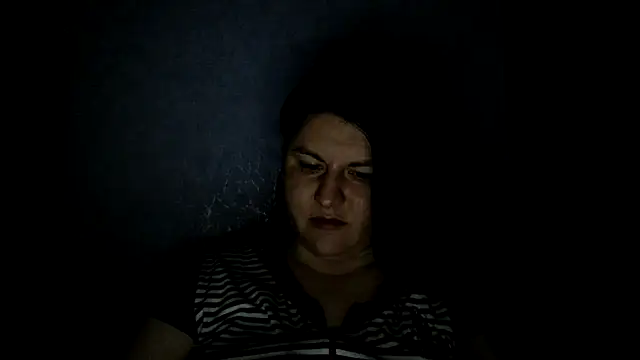 KiraSwee online show from 10, 3, 2025