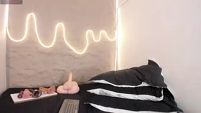 Demy Ruiz online show from 9, 9, 2025