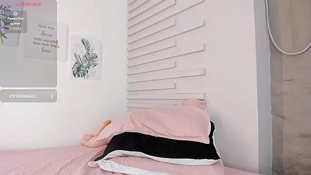 Demy Ruiz online show from 12, 9, 2025