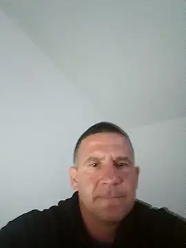 Snapshot of Mister1985 chatting on 5, 10, 2025 Mister1985 online show from 5, 10, 2025