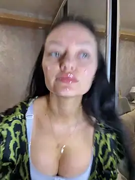AlessiaExquisit online show from 19, 4, 2026
