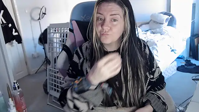 Snapshot of AureliaXOX chatting on 13, 3, 2025 AureliaXOX online show from 13, 3, 2025