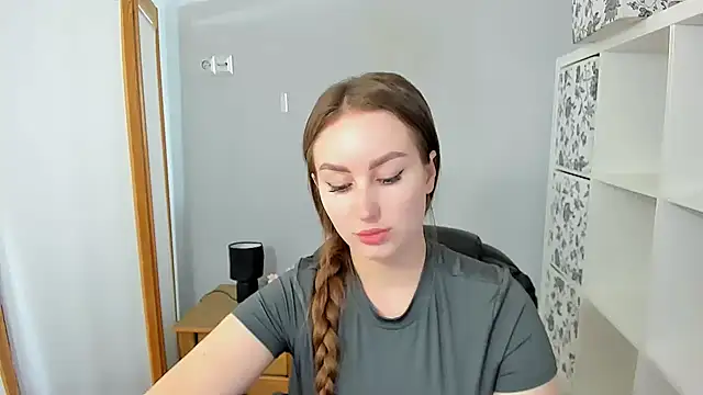 DonnaCam online show from 12, 9, 2025