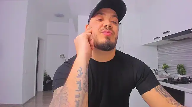 Snapshot of ZackMasterss chatting on 5, 2, 2025 ZackMasterss online show from 5, 2, 2025