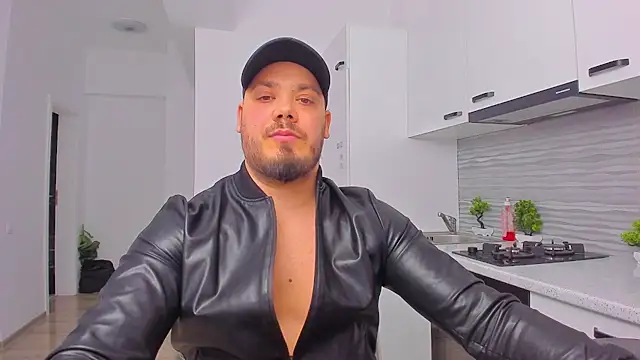 Snapshot of ZackMasterss chatting on 14, 2, 2025 ZackMasterss online show from 14, 2, 2025