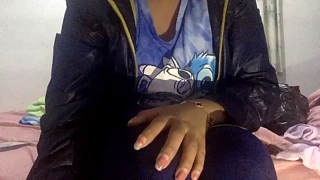 sharonlopez9611 online show from 24, 9, 2025