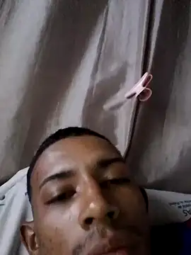 Snapshot of Mineirinho043 chatting on 25, 2, 2025 Mineirinho043 online show from 25, 2, 2025