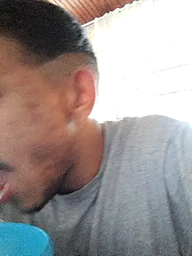 Snapshot of Mineirinho043 chatting on 22, 3, 2025 Mineirinho043 online show from 22, 3, 2025