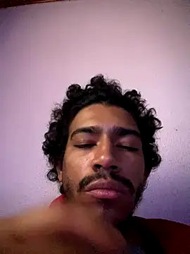 Snapshot of Mineirinho043 chatting on 9, 10, 2025 Mineirinho043 online show from 9, 10, 2025