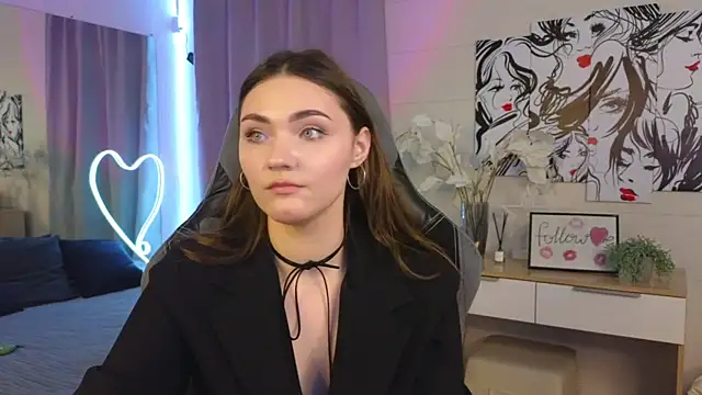 Kira Jin online show from 2, 3, 2025