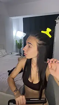 Celine Roxelle online show from 6, 8, 2026