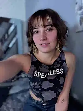 Maggie Geller online show from 19, 2, 2025