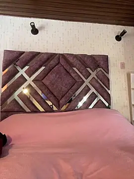 Maggie Geller online show from 7, 3, 2025