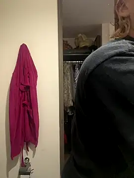 Maggie Geller online show from 18, 9, 2025