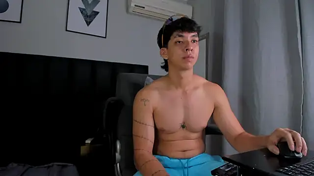 ISAAC CRYSTON online show from 22, 3, 2025