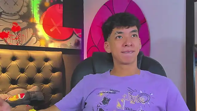 ISAAC CRYSTON online show from 27, 9, 2025