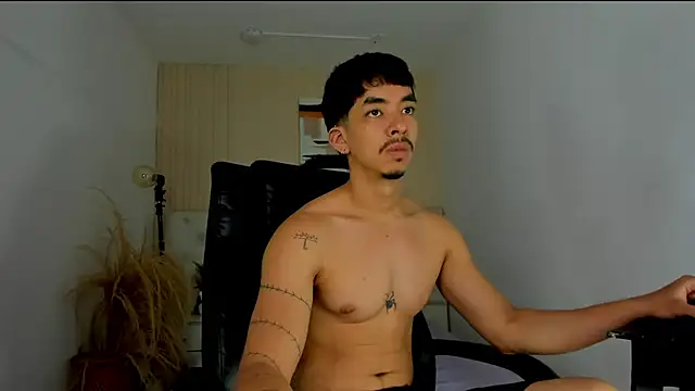 ISAAC CRYSTON online show from 16, 2, 2026