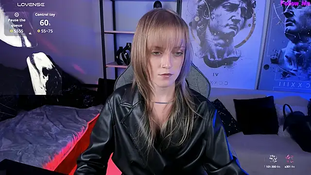 Snapshot of KiraMontoya chatting on 21, 9, 2025 KiraMontoya online show from 21, 9, 2025