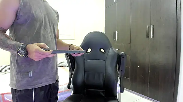 ANDRES STUD online show from 8, 5, 2026