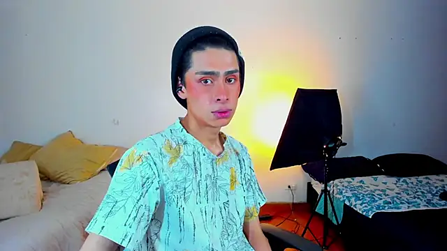 Snapshot of steve__gray chatting on 12, 3, 2025 steve gray online show from 12, 3, 2025