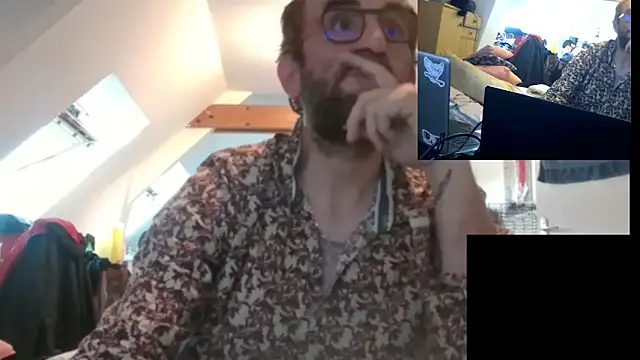 Snapshot of Mastersanges chatting on 7, 10, 2025 Mastersanges online show from 7, 10, 2025