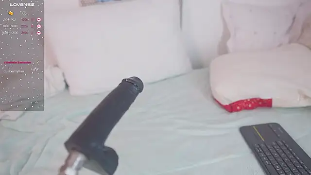 Snapshot of Neekito_ chatting on 16, 12, 2025 Neekito online show from 16, 12, 2025