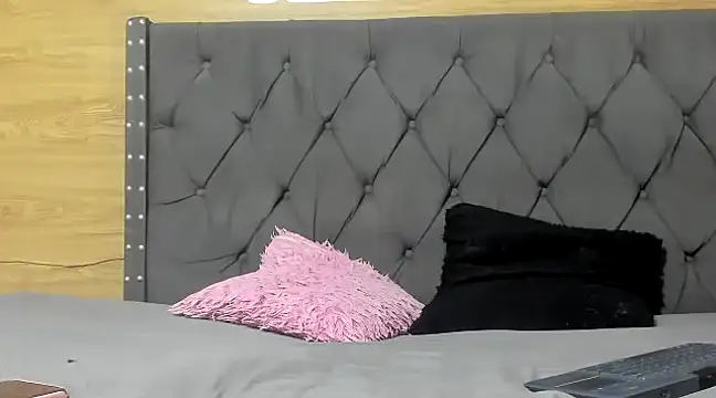 Snapshot of guyeifmaxiro chatting on 10, 2, 2025 guyeifmaxiro online show from 10, 2, 2025