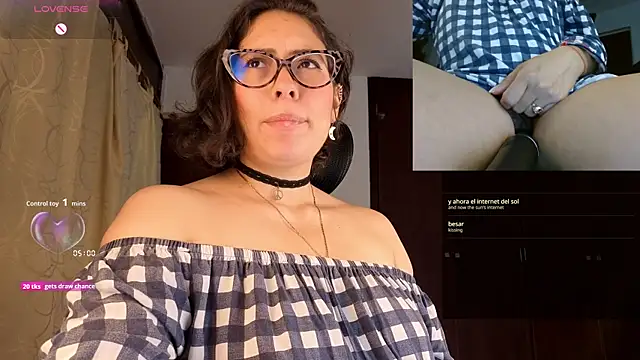 sophia dumont online show from 26, 11, 2025