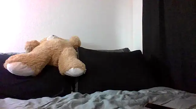 Snapshot of tastylolaaa chatting on 14, 3, 2025 tastylolaaa online show from 14, 3, 2025