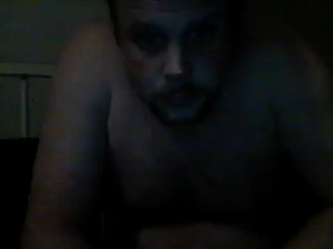 Snapshot of YourLoveBoyKevin chatting on 4, 2, 2025 YourLoveBoyKevin online show from 4, 2, 2025