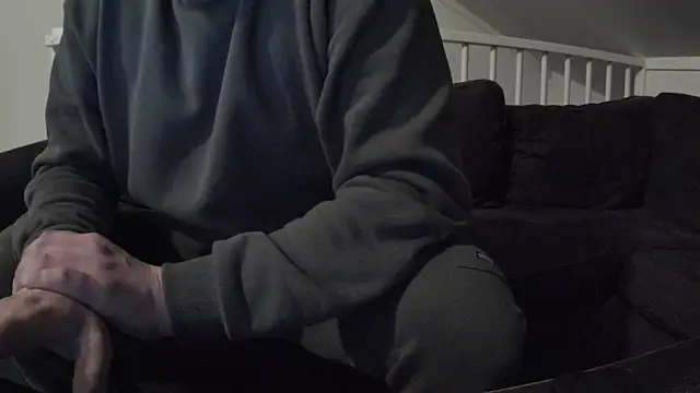 Snapshot of YourLoveBoyKevin chatting on 17, 2, 2025 YourLoveBoyKevin online show from 17, 2, 2025