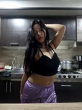 CuteHarper online show from 6, 3, 2025