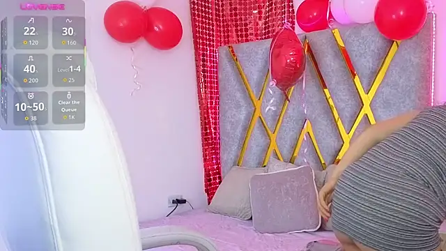 Cintiia Holmes online show from 18, 2, 2026