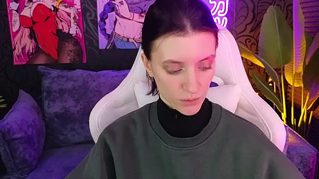 roxy riot  online show from 22, 2, 2025