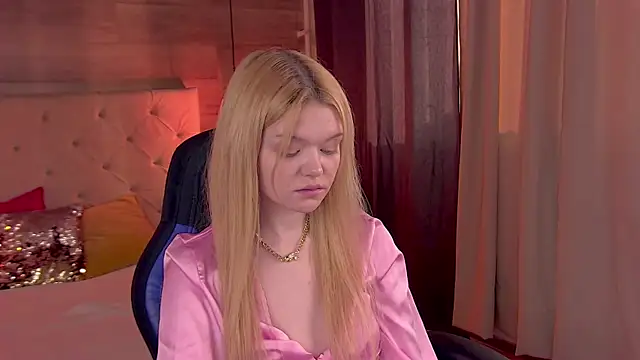 AdeleCartier online show from 23, 2, 2025