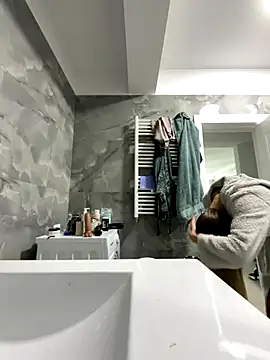 BonyBon29 online show from 29, 10, 2025