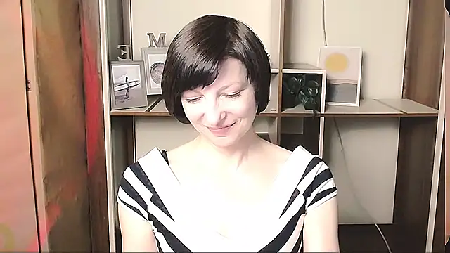  AngeliaFlow  online show from 30, 4, 2026