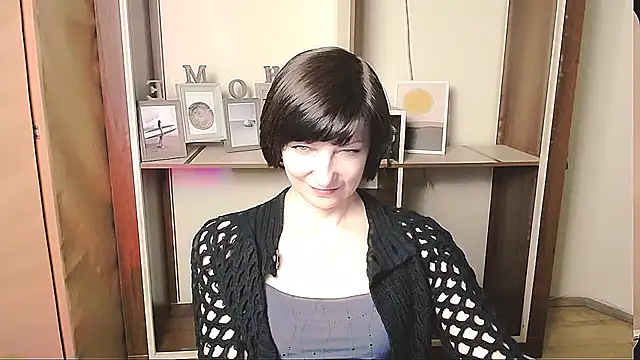  AngeliaFlow  online show from 2, 5, 2026