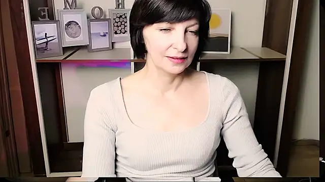  AngeliaFlow  online show from 20, 7, 2026