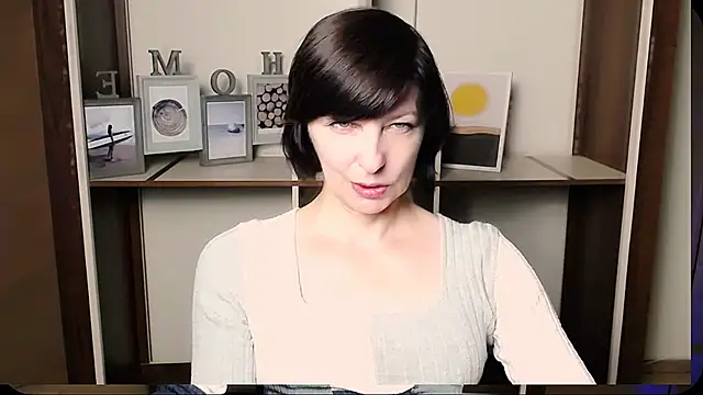  AngeliaFlow  online show from 3, 8, 2026