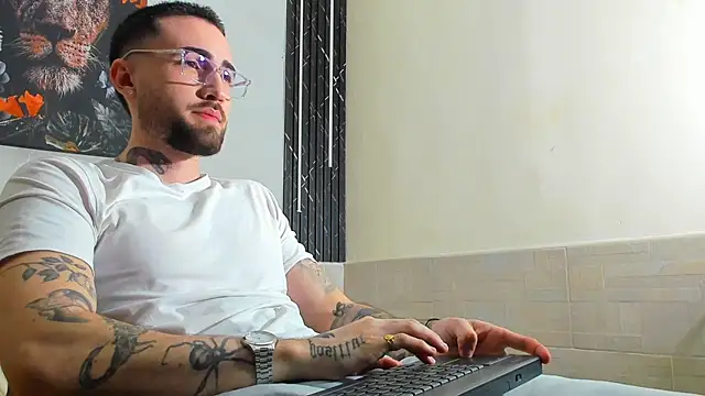 Snapshot of Luke_davis01 chatting on 22, 2, 2025 Luke davis01 online show from 22, 2, 2025