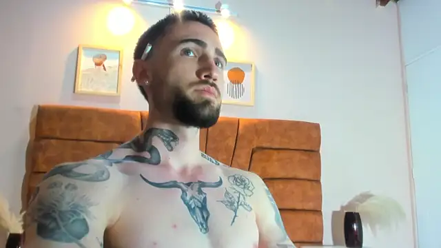 Snapshot of Luke_davis01 chatting on 10, 3, 2025 Luke davis01 online show from 10, 3, 2025