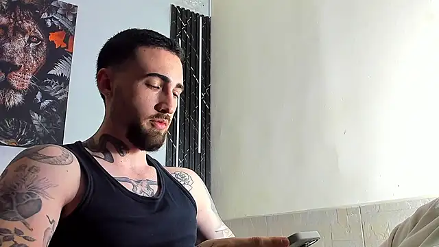 Snapshot of Luke_davis01 chatting on 15, 3, 2025 Luke davis01 online show from 15, 3, 2025