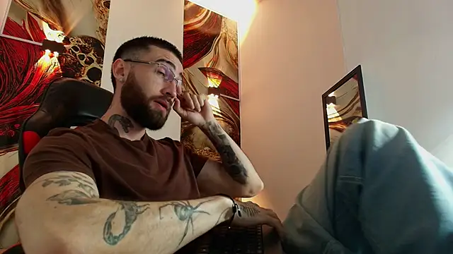 Snapshot of Luke_davis01 chatting on 6, 10, 2025 Luke davis01 online show from 6, 10, 2025