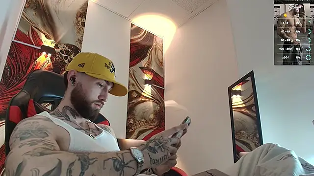 Snapshot of Luke_davis01 chatting on 5, 2, 2026 Luke davis01 online show from 5, 2, 2026