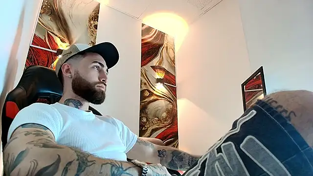 Luke davis01 online show from 1, 5, 2026