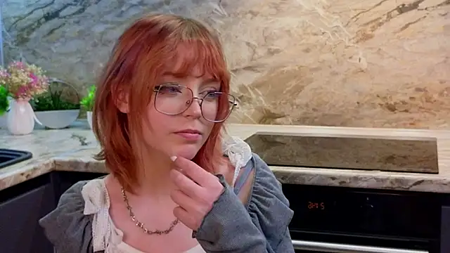 Snapshot of AshleyHandley chatting on 13, 2, 2025 AshleyHandley online show from 13, 2, 2025